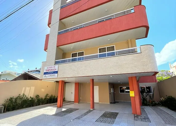 Residencial 364 - Localização privilegiada à 5min da praia Bombinhas